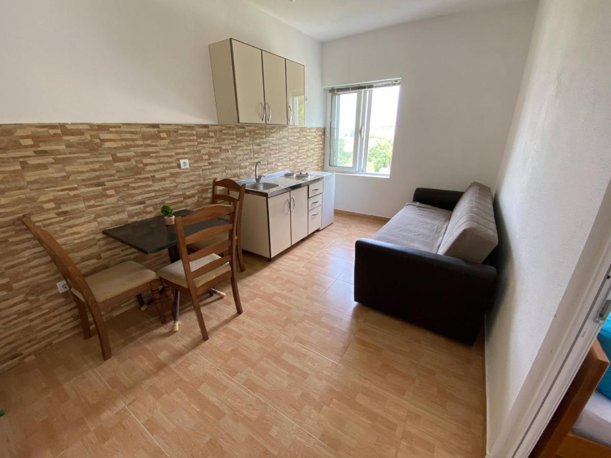 Guest House Koliqi - Hotel & Apartments Ulcinj Luaran gambar