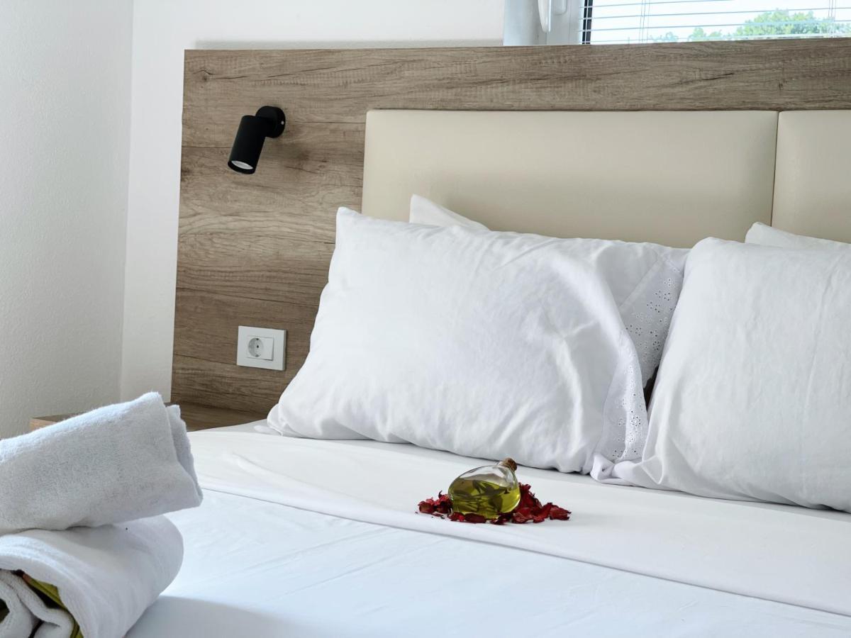 Guest House Koliqi - Hotel & Apartments Ulcinj Luaran gambar