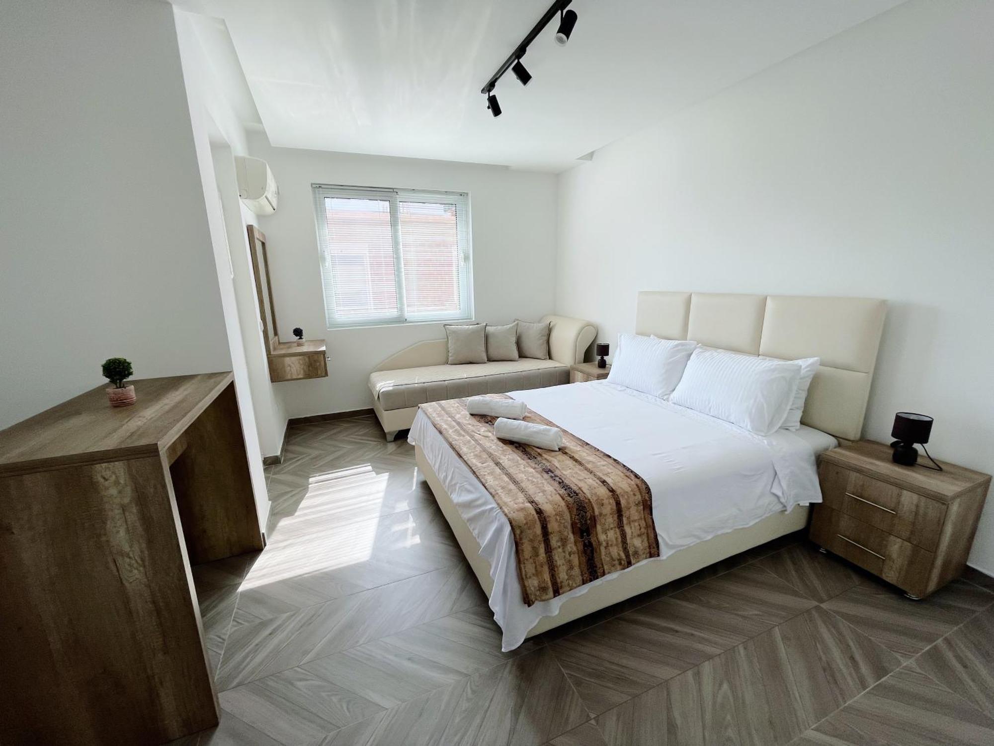 Guest House Koliqi - Hotel & Apartments Ulcinj Luaran gambar
