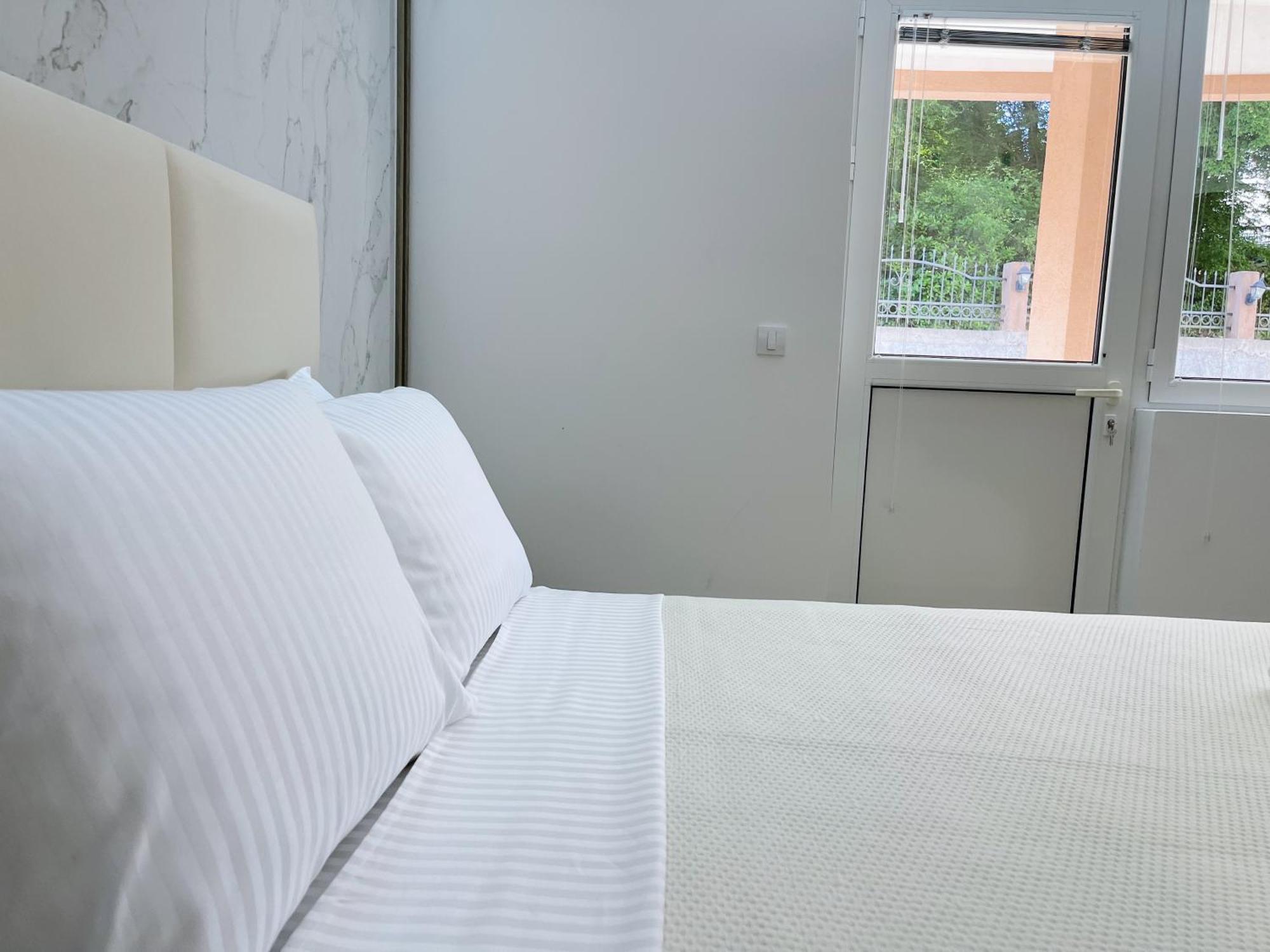 Guest House Koliqi - Hotel & Apartments Ulcinj Luaran gambar