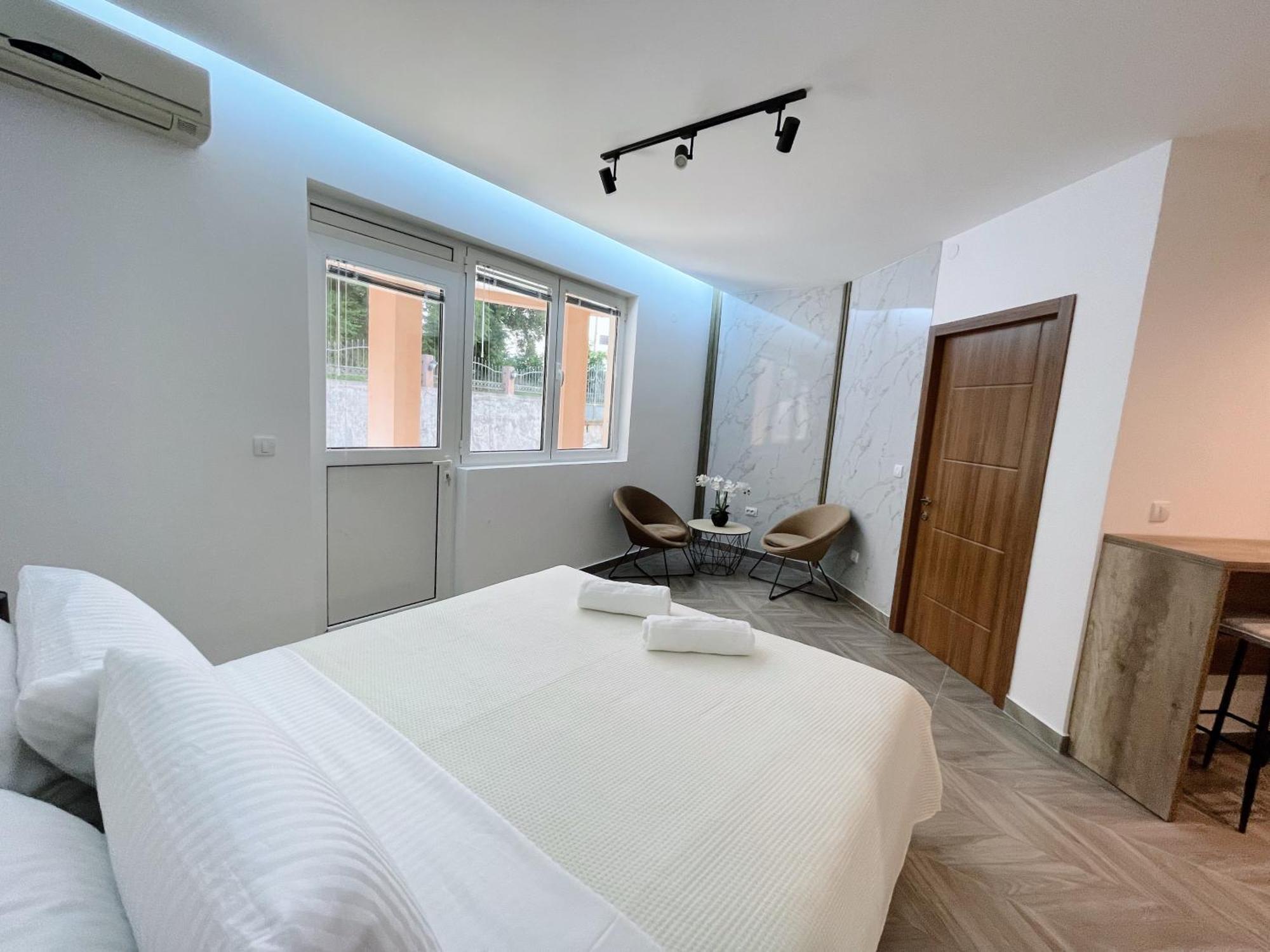 Guest House Koliqi - Hotel & Apartments Ulcinj Luaran gambar